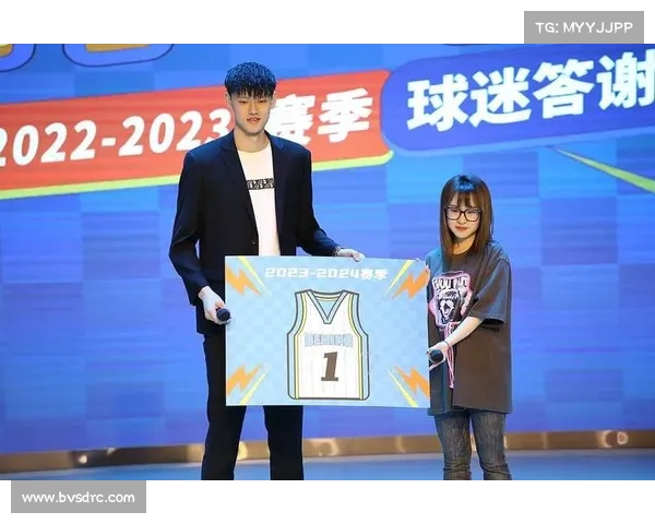 CBA传奇球员现身赛场,带来无限惊喜 CBA传奇球员现身赛场,带来无限惊喜